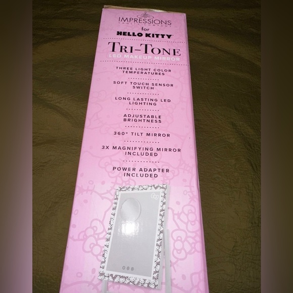 HELLO KITTY TRI-TONE LED MAKEUP MIRROR Sanrio - Picture 5 of 9